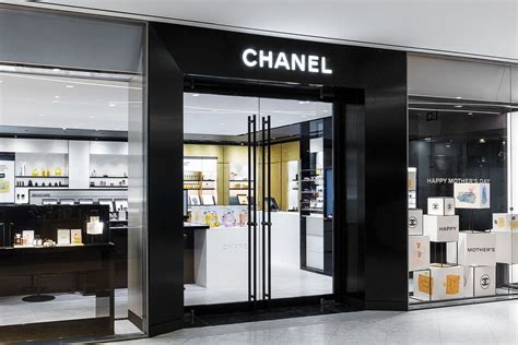 pictures of shop called chanel